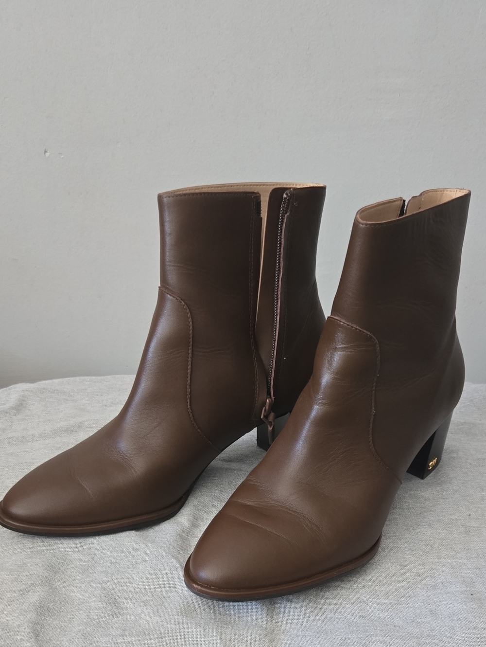 Stuart Weitzman Brown Leather Ankle Boots with Side Zip,Size 8B